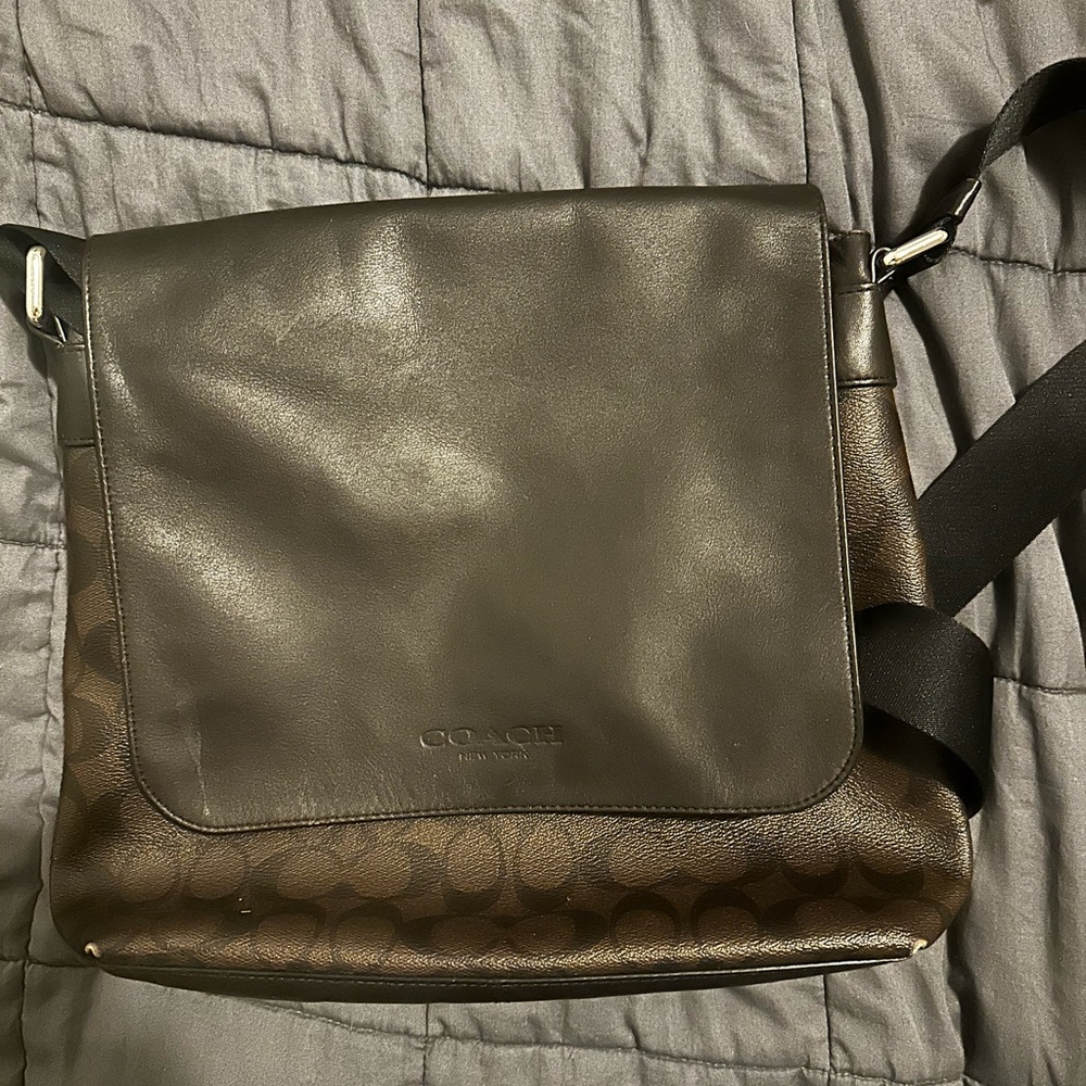 Coach Brown Leather Messenger Bag Classic Design